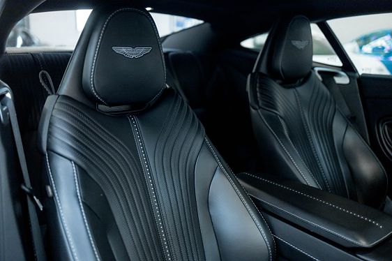 Vehicle Image 63 of 145 for 2018 Aston Martin DB11