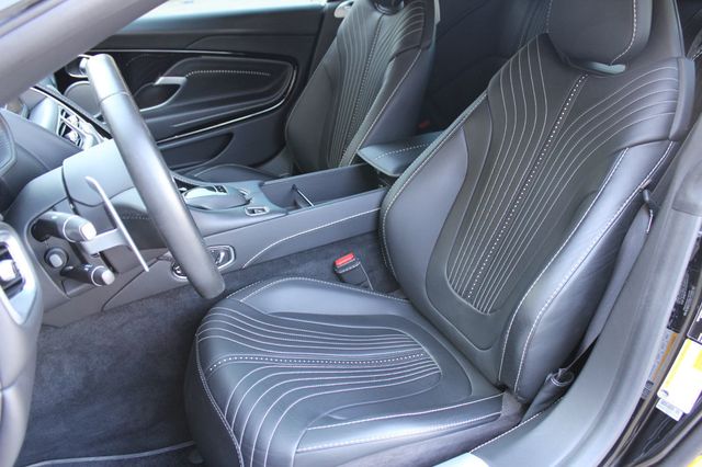 Vehicle Image 27 of 43 for 2018 Aston Martin DB11