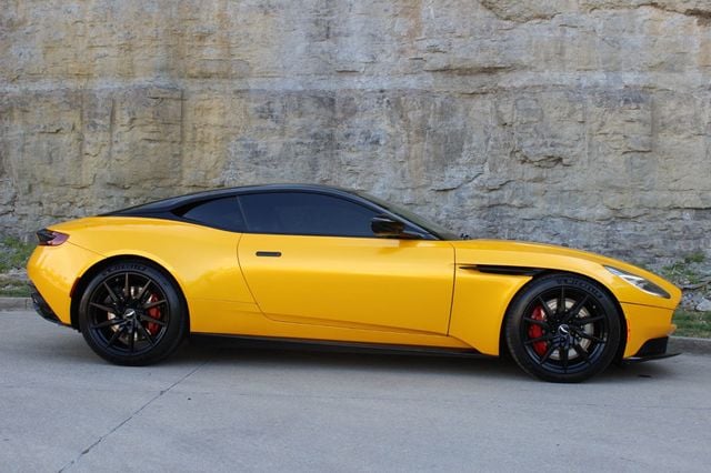 Vehicle Image 7 of 43 for 2018 Aston Martin DB11