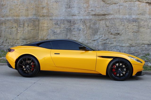 2018 Aston Martin DB11 - 7