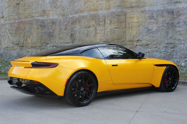 2018 Aston Martin DB11 - 8