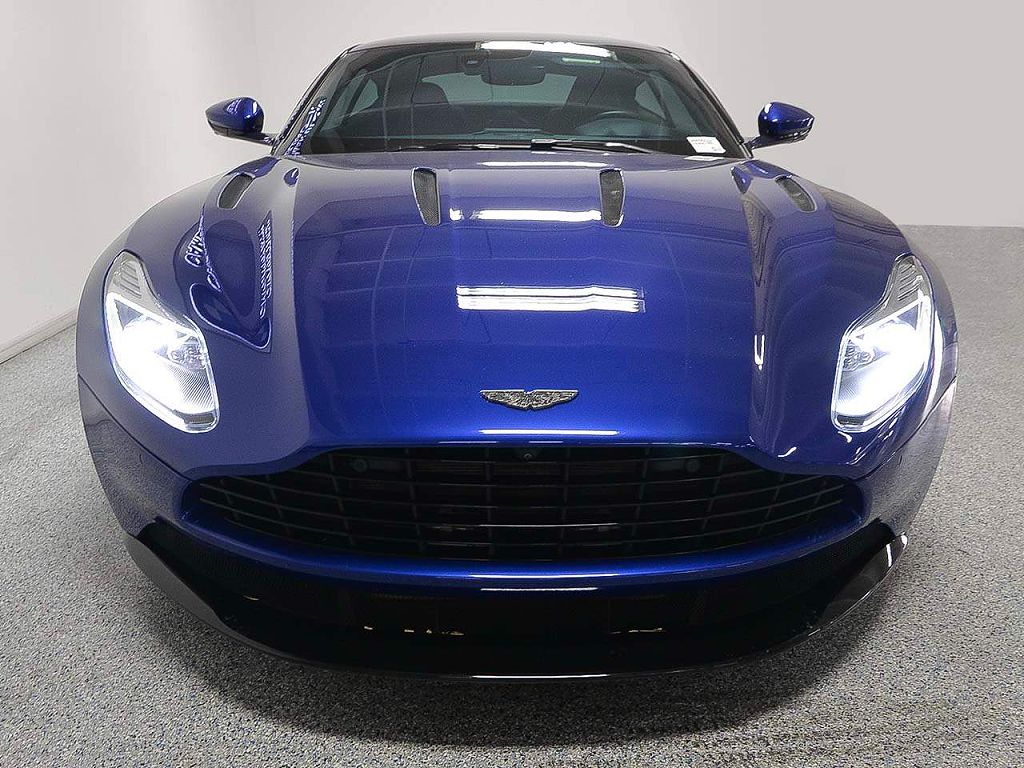 2018 Aston Martin DB11 V12