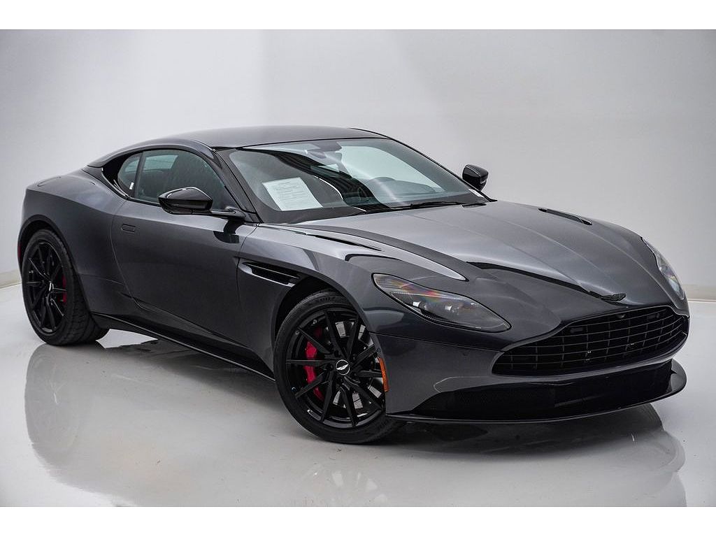 2021 Aston Martin DB11 V8