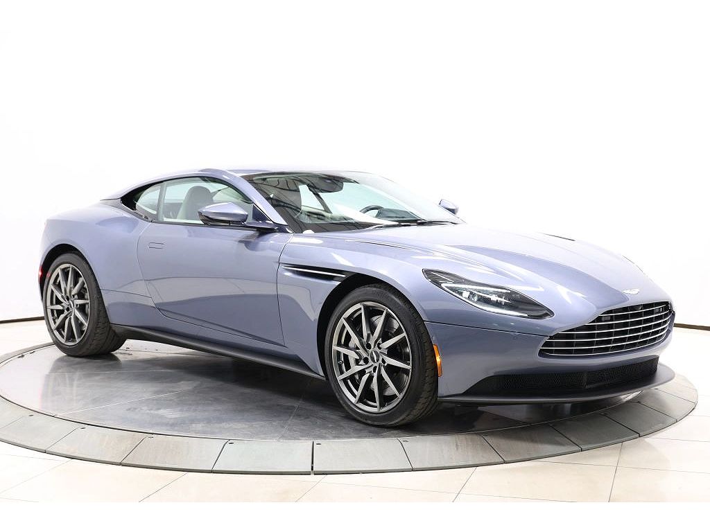 2019 Aston Martin DB11 V8