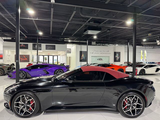 2019 Aston Martin DB11 - 12