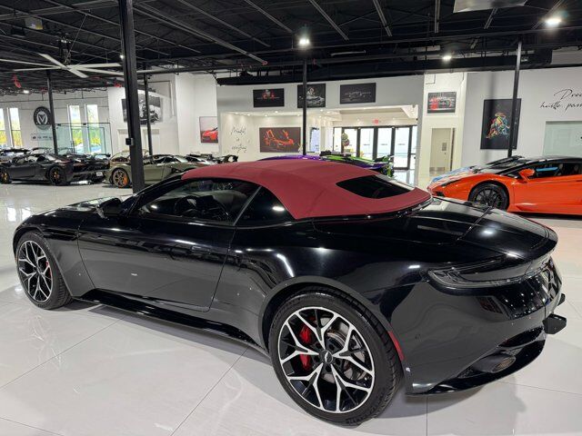 2019 Aston Martin DB11 - 13