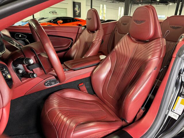 2019 Aston Martin DB11 - 18