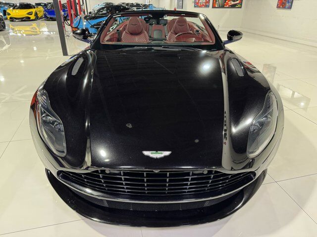 2019 Aston Martin DB11 - 3