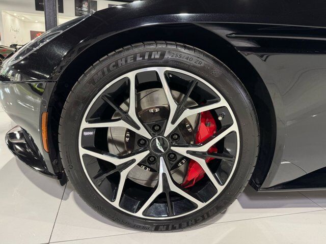 2019 Aston Martin DB11 - 52