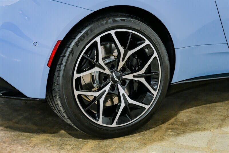2019 Aston Martin DB11 - 102