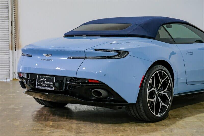 2019 Aston Martin DB11 - 11