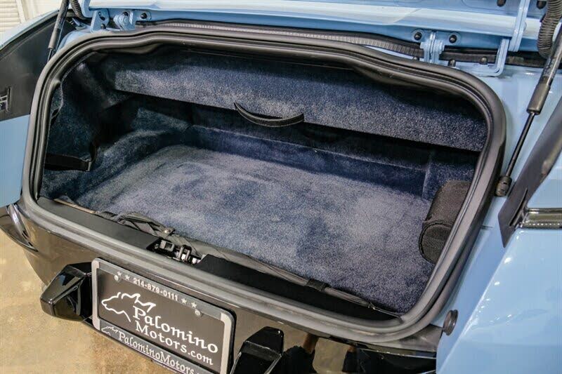 Vehicle Image 46 of 109 for 2019 Aston Martin DB11