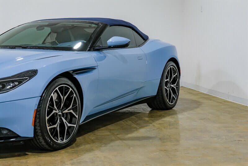 2019 Aston Martin DB11 - 7