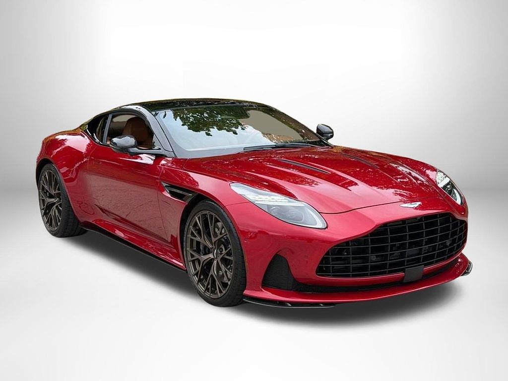 2025 Aston Martin DB12 V8