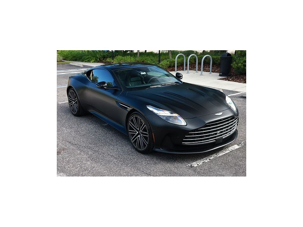 2024 Aston Martin DB12 V8