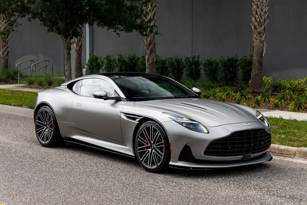 2024 Aston Martin DB12 V8