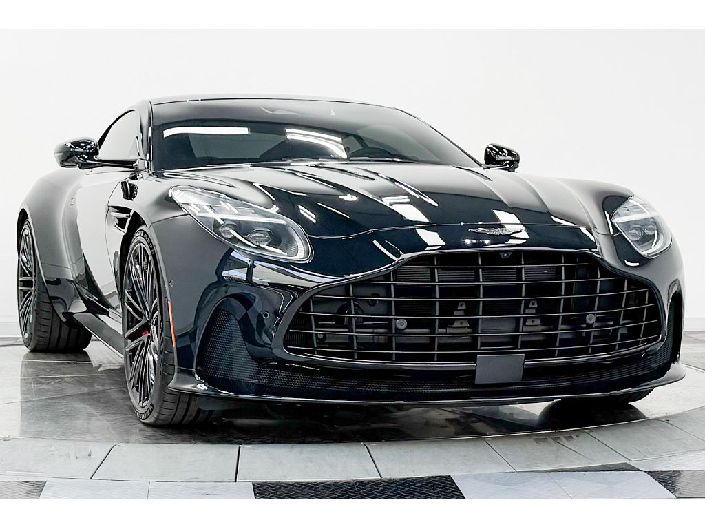 2024 Aston Martin DB12 V8
