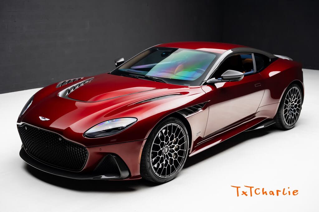 2023 Aston Martin DBS Superleggera