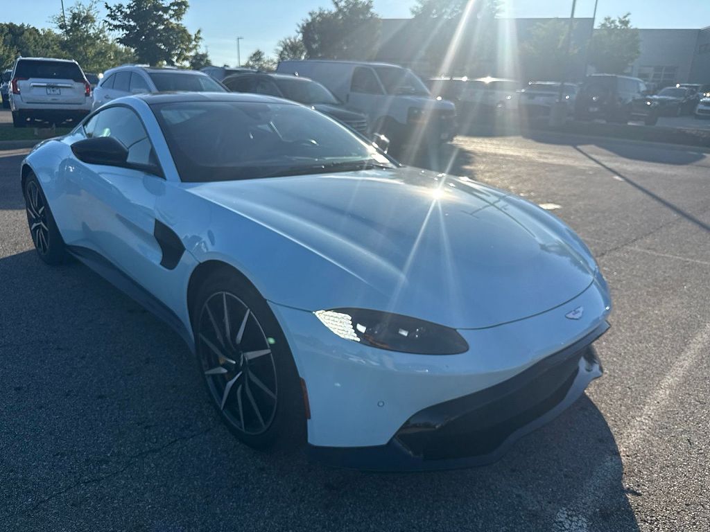 2019 Aston Martin V8 Vantage