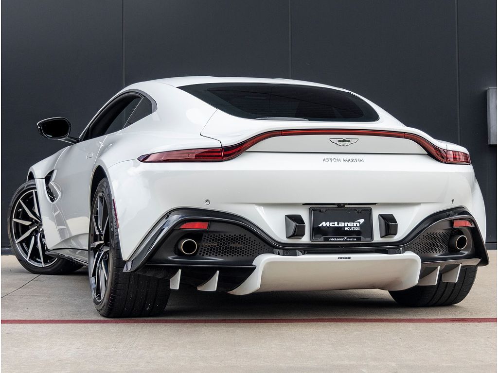 2019 Aston Martin V8 Vantage
