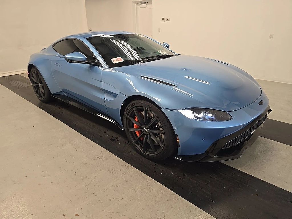 2020 Aston Martin Vantage