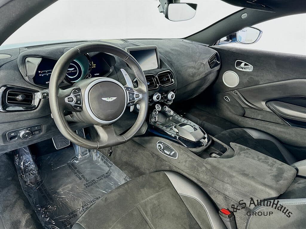 Vehicle Image 27 of 38 for 2020 Aston Martin Vantage