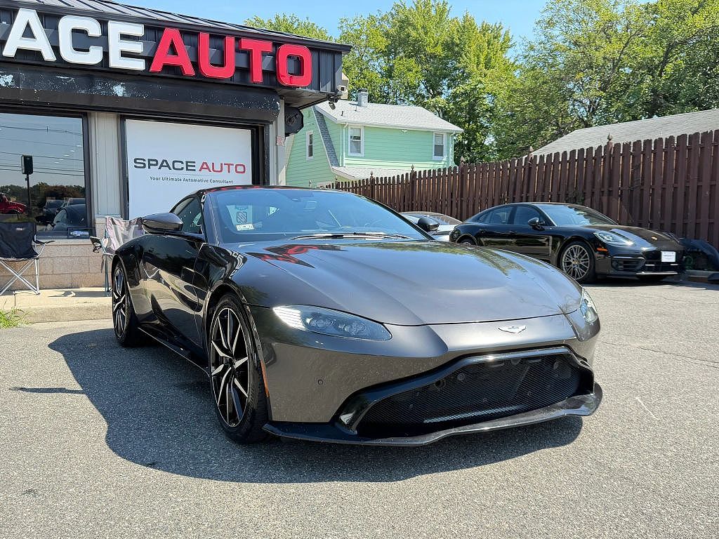 2019 Aston Martin Vantage Coupe 2D