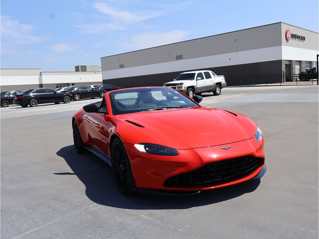 2022 Aston Martin V8 Vantage Roadster