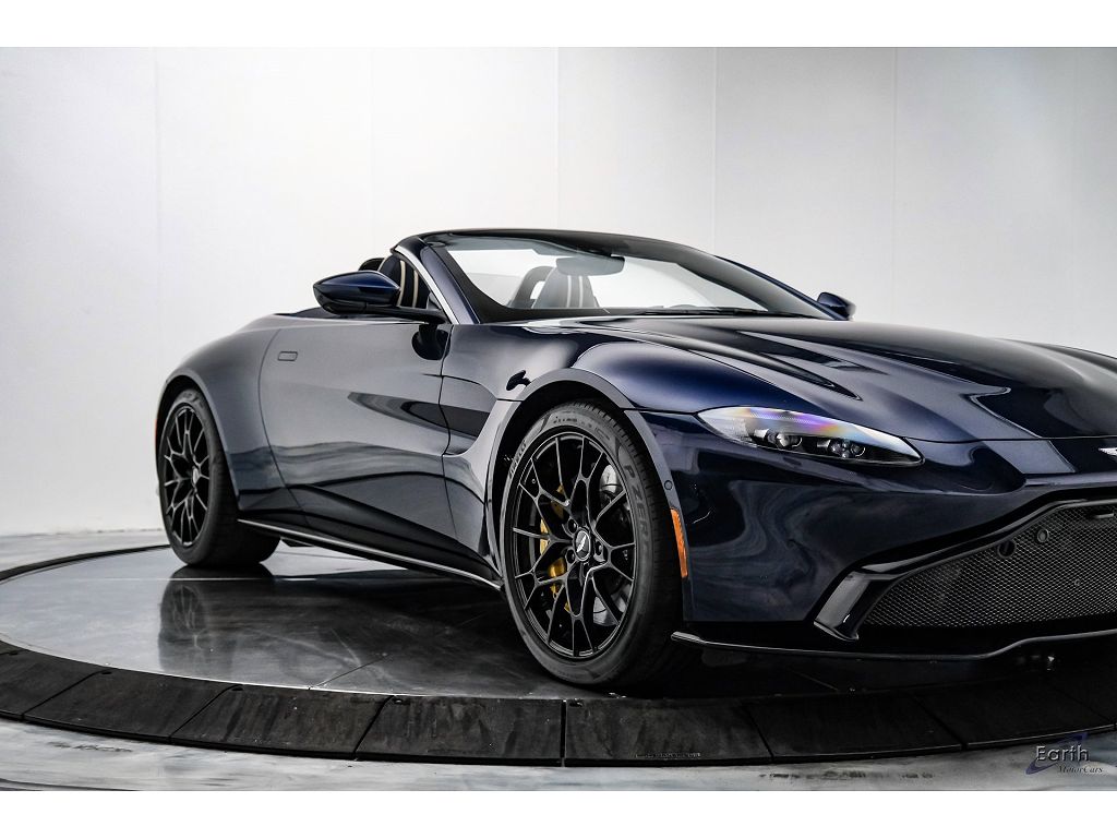2021 Aston Martin V8 Vantage Roadster