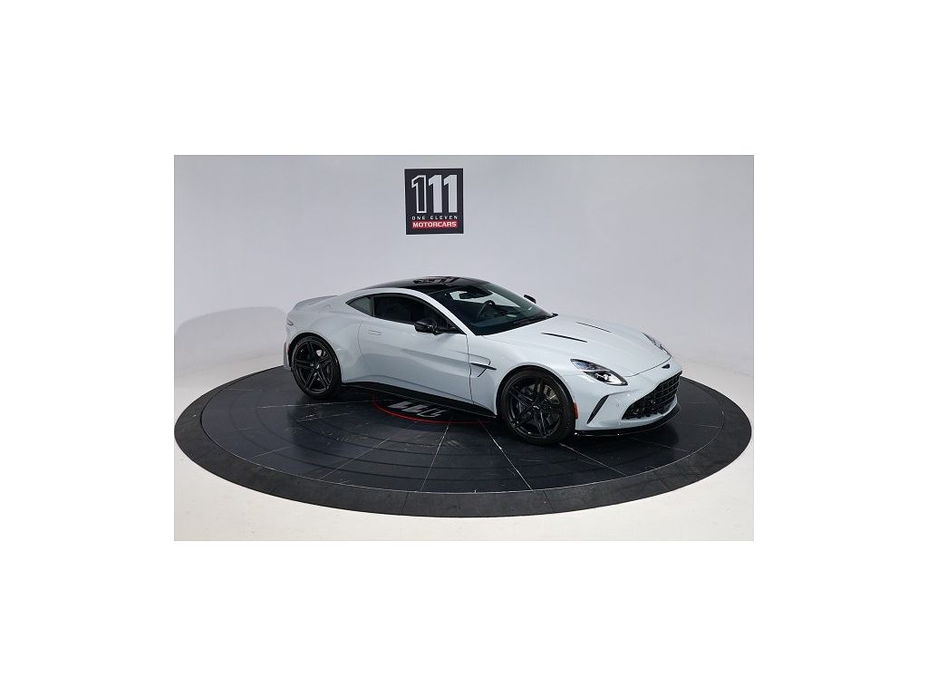 2025 Aston Martin V8 Vantage