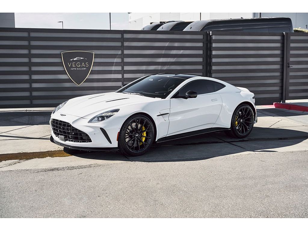 2025 Aston Martin V8 Vantage