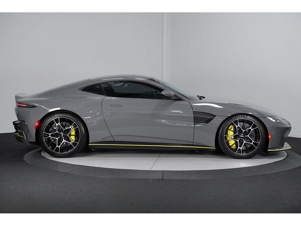 2020 Aston Martin Vantage AMR