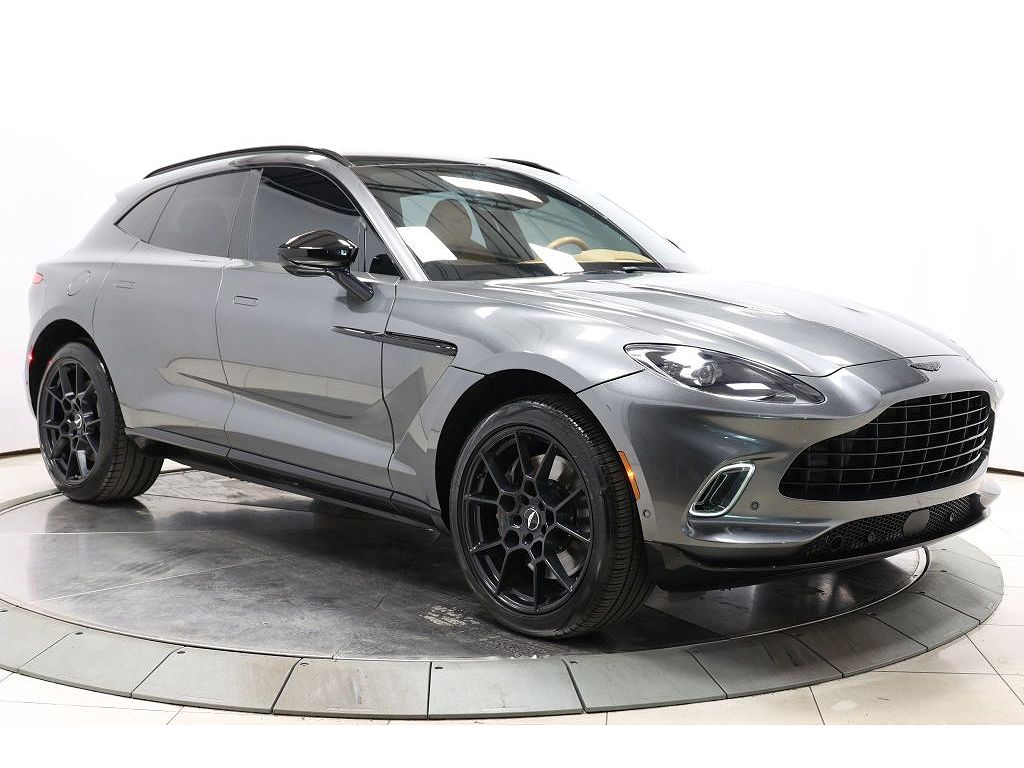 2021 Aston Martin DBX