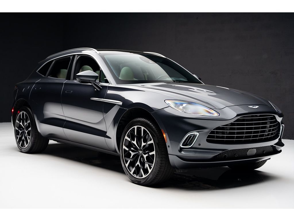 2023 Aston Martin DBX