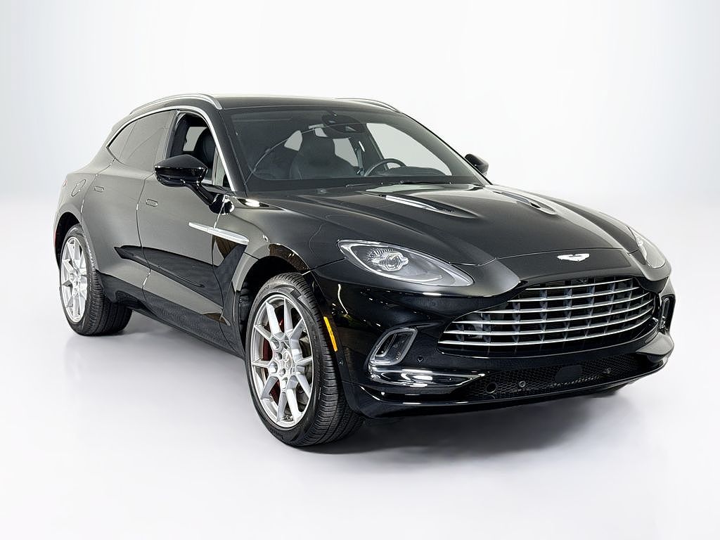 2024 Aston Martin DBX 550