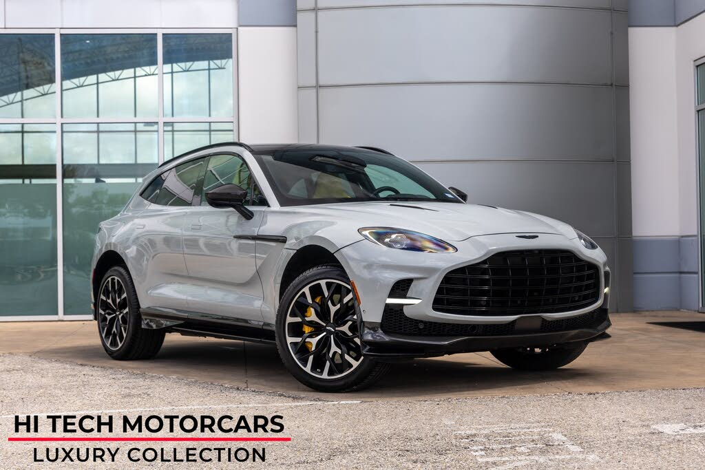 2023 Aston Martin DBX707