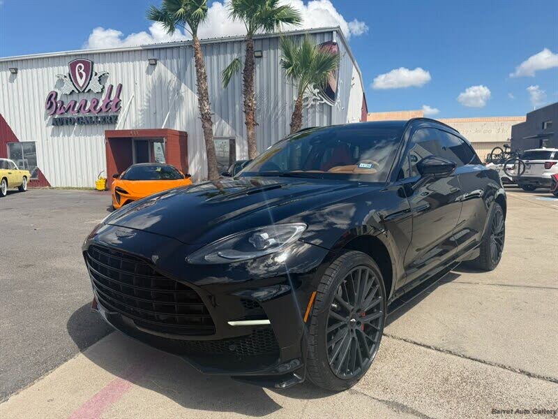 2023 Aston Martin DBX