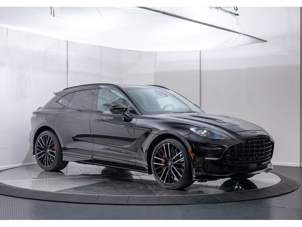 2023 Aston Martin DBX 707