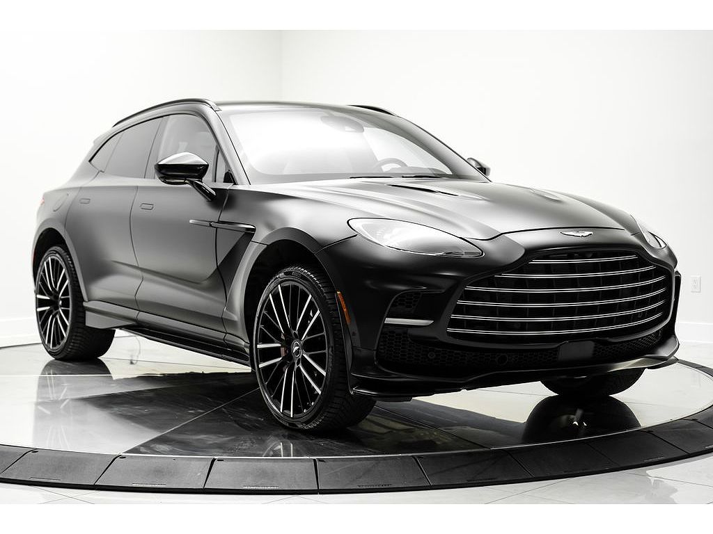 2023 Aston Martin DBX