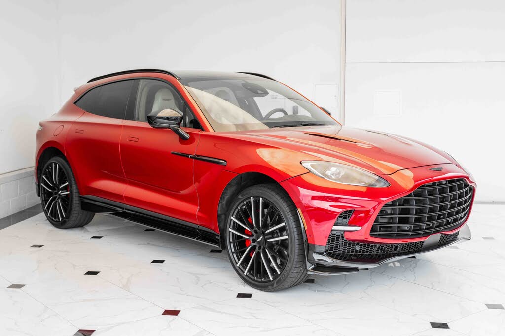 2023 Aston Martin DBX