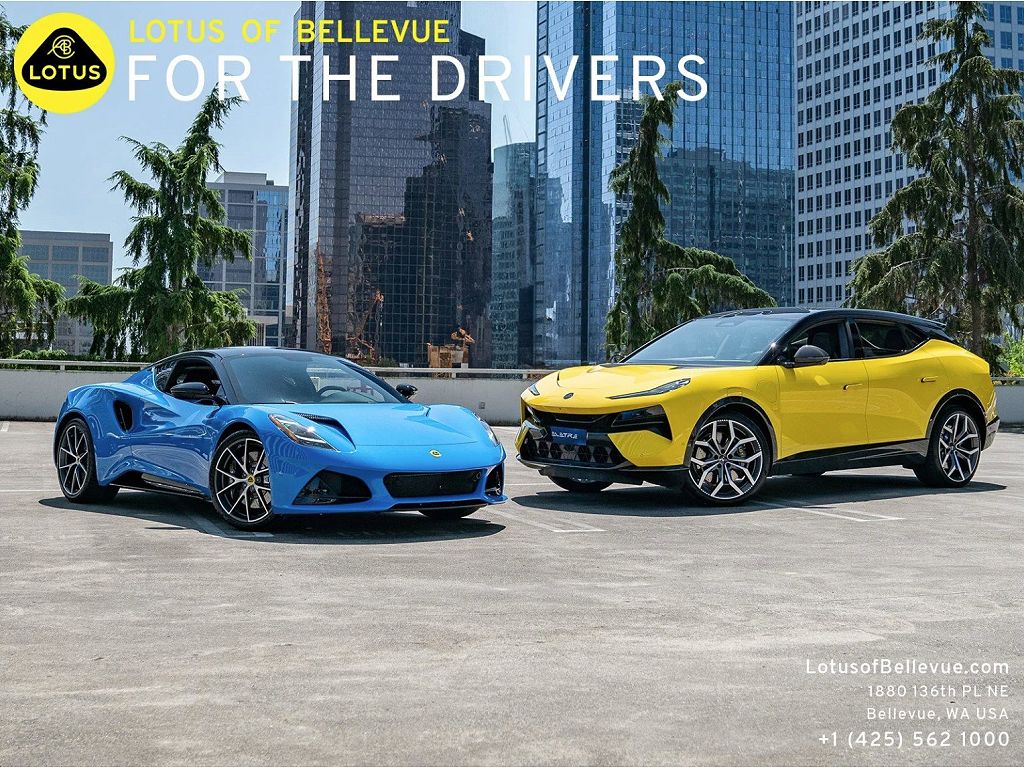 2023 Aston Martin DBX707