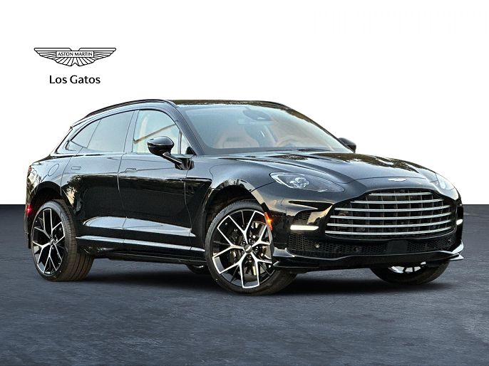 2026 Aston Martin DBX