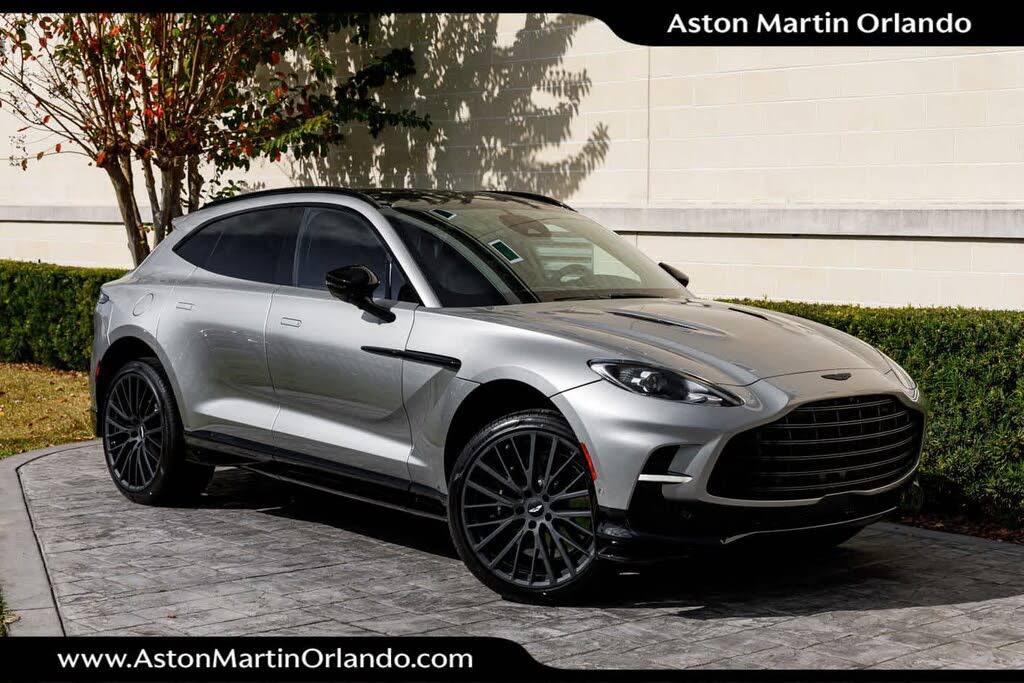 2026 Aston Martin DBX