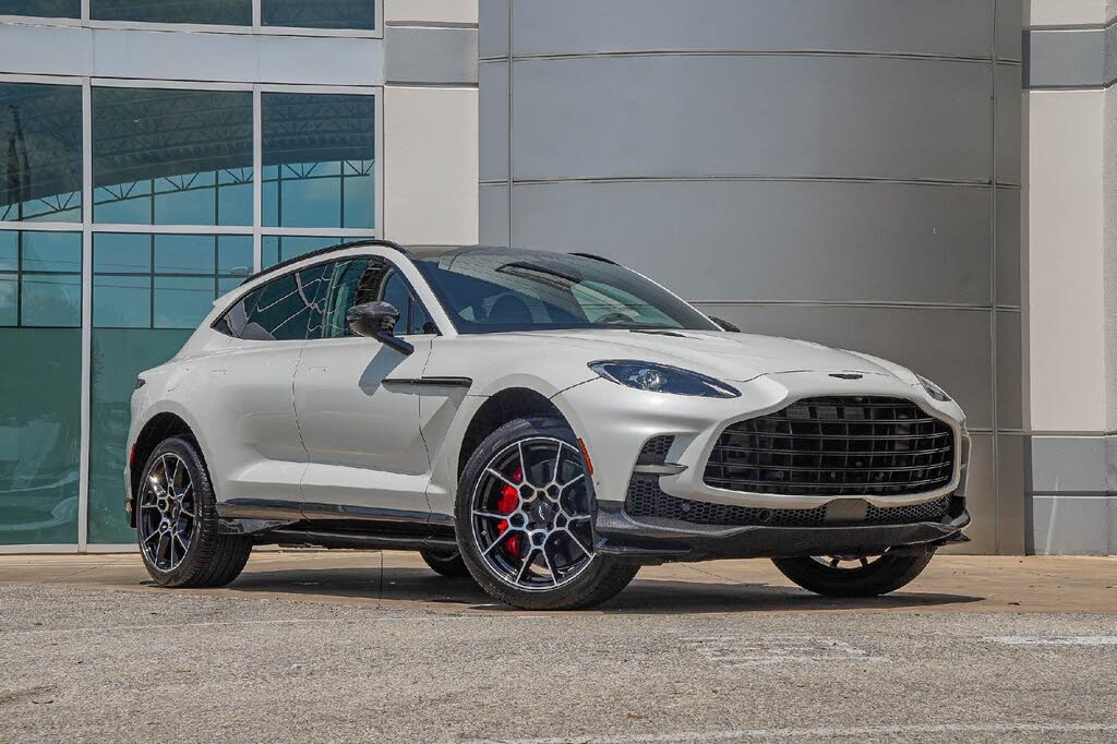 2025 Aston Martin DBX