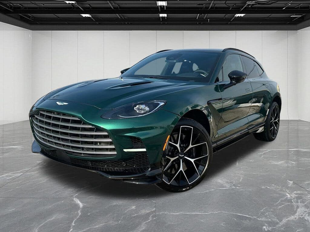 2026 Aston Martin DBX