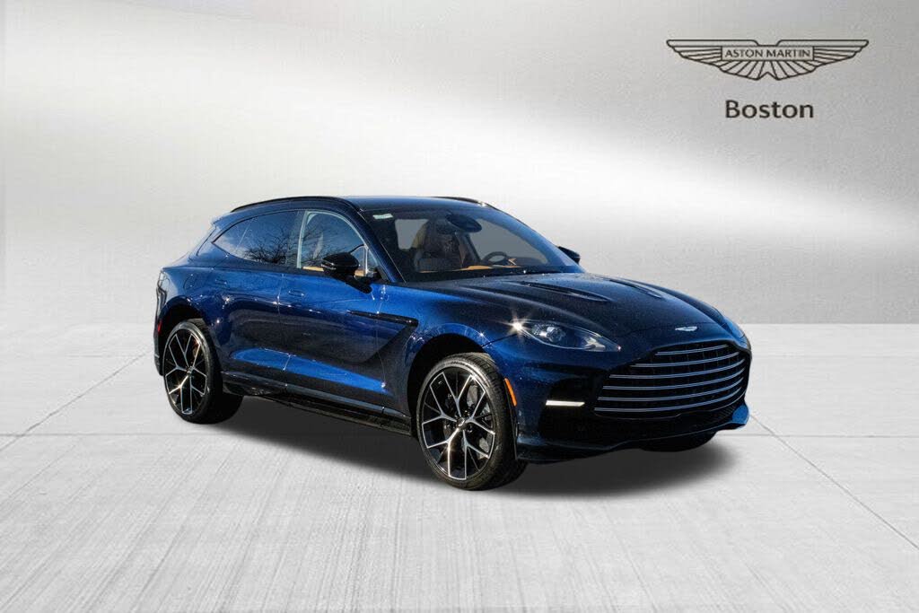2026 Aston Martin DBX