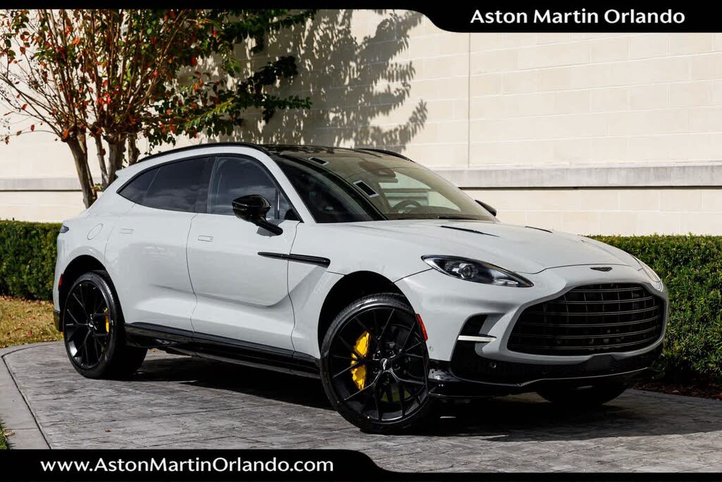 2026 Aston Martin DBX