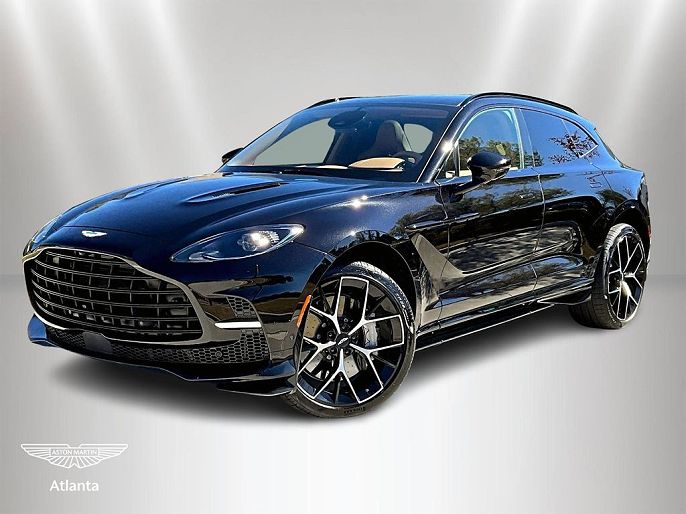 2026 Aston Martin DBX