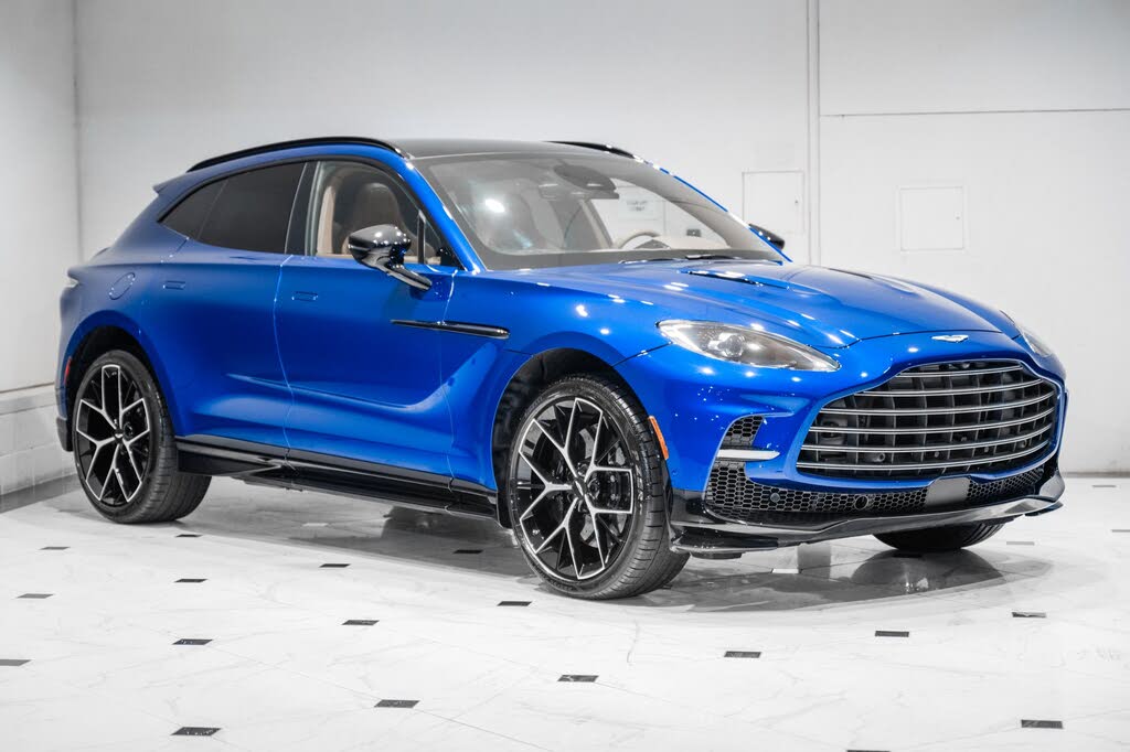2026 Aston Martin DBX