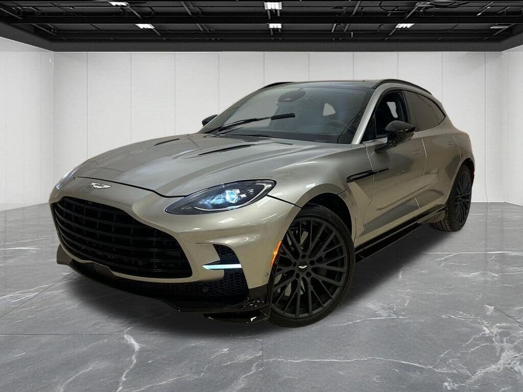 2026 Aston Martin DBX
